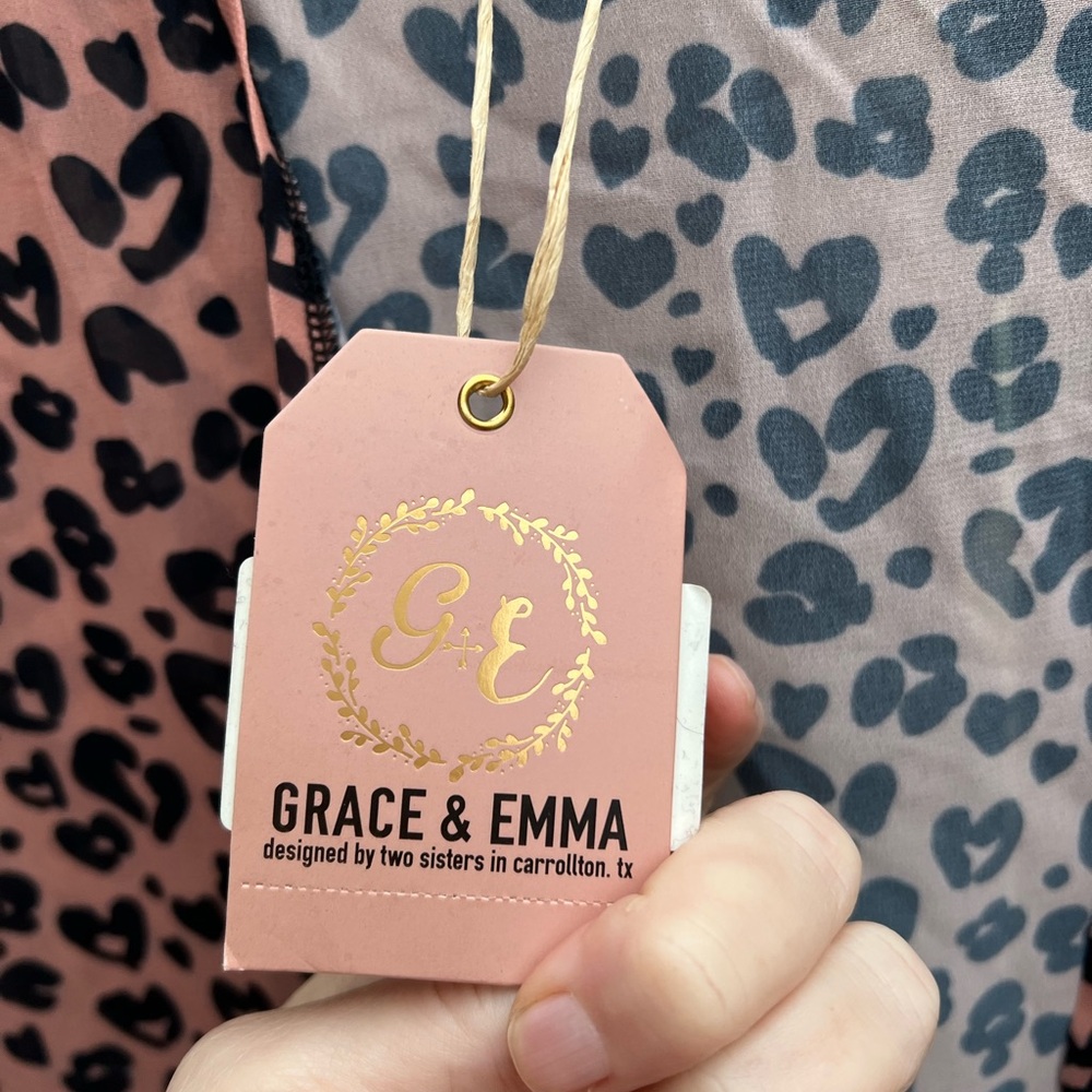 Grace & Emma beautiful things kimono - Picture 5 of 6